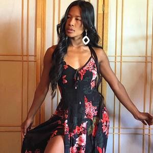 Meet your Posher, Almira